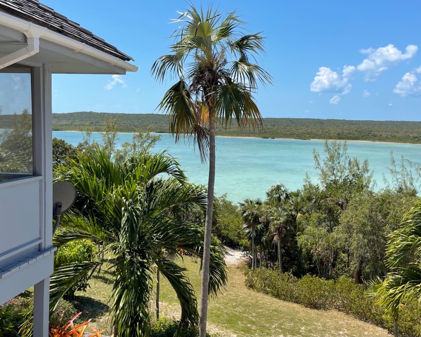 Waterfront Home on Exclusive Windermere Island, Club wPool - Beach Vacation Rentals in Windermere, Eleuthera on Beachhouse.com