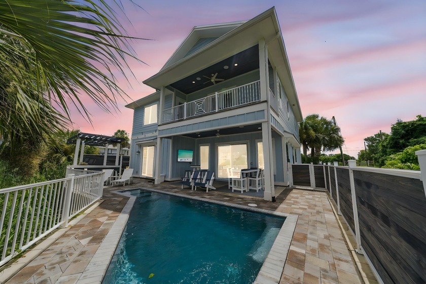 This STUNNING custom built beach home offers breathtaking - Beach Home for sale in Panama City Beach, Florida on Beachhouse.com