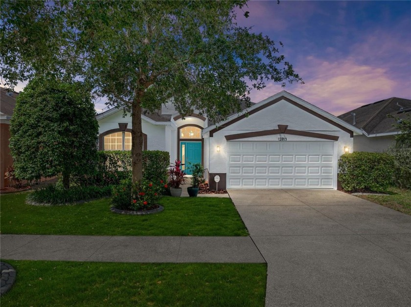 Stunning 3 Bedroom Pond-Front Home in Avelar Creek North - Beach Home for sale in Riverview, Florida on Beachhouse.com