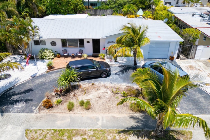 Nestled in the peaceful streets of West Palm Beach, 201 - Beach Home for sale in West Palm Beach, Florida on Beachhouse.com