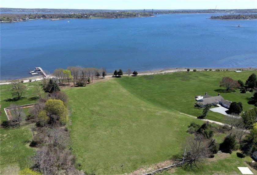 Fantastic opportunity to build your waterfront dream home on - Beach Acreage for sale in Bristol, Rhode Island on Beachhouse.com