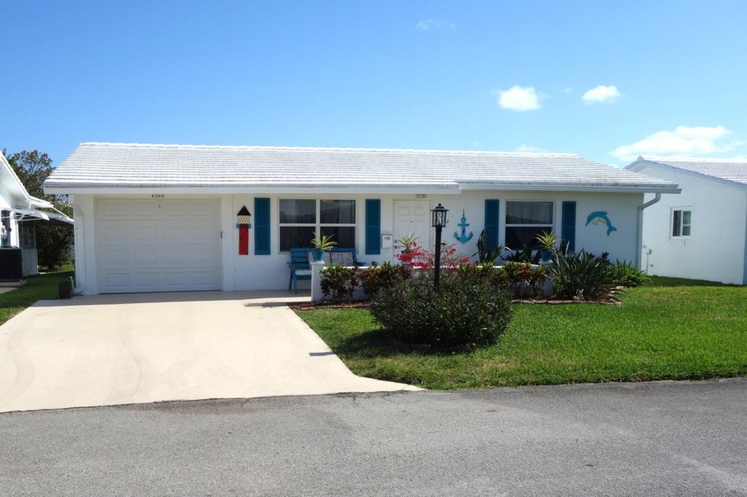 Lovely 2/2 that is light and bright, and lovingly maintained - Beach Home for sale in Boynton Beach, Florida on Beachhouse.com