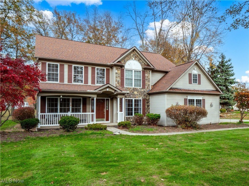 Welcome to this stunning home in Avon Lake, perfectly situated - Beach Home for sale in Avon Lake, Ohio on Beachhouse.com