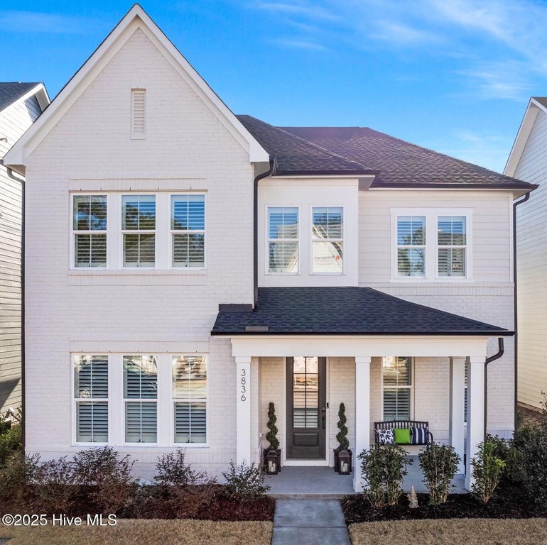 Welcome to 3836 Mason Port Drive -- ready for immediate move in - Beach Home for sale in Wilmington, North Carolina on Beachhouse.com