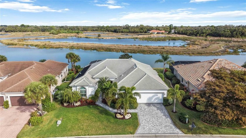 Under contract-accepting backup offers. Lakefront luxury - Beach Home for sale in Sarasota, Florida on Beachhouse.com