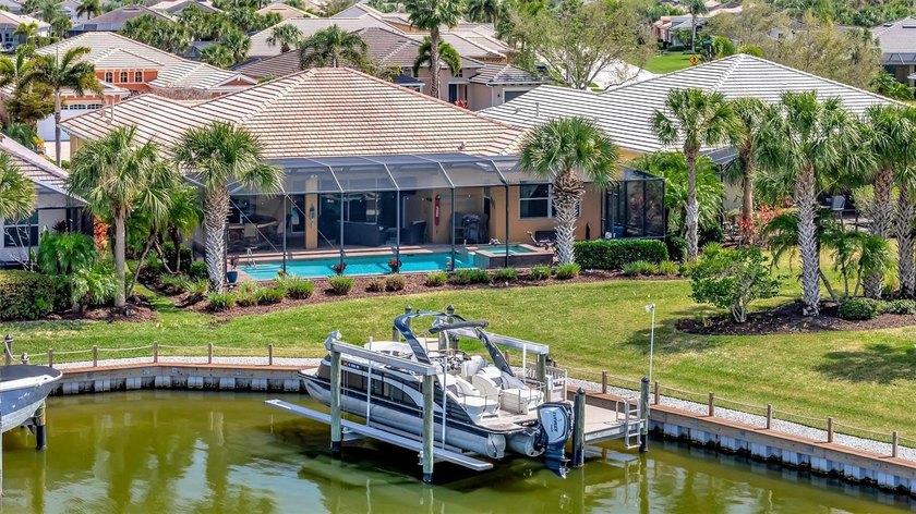 Luxury Waterfront Living in Tidewater Preserve--This gorgeous - Beach Home for sale in Bradenton, Florida on Beachhouse.com