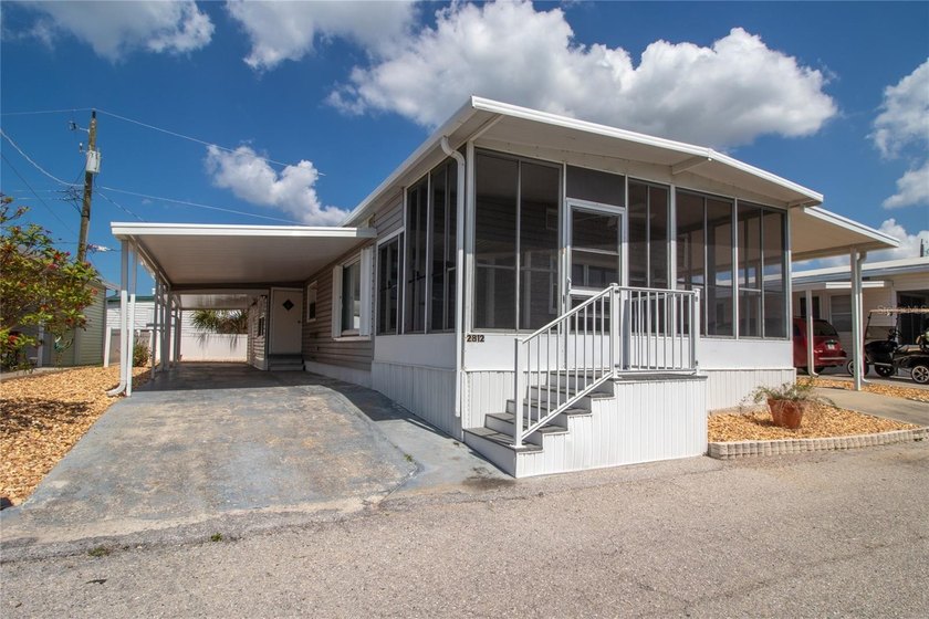 BOATERS PARADISE!!! Land-owned unit in Tropic Isles with dock - Beach Home for sale in Palmetto, Florida on Beachhouse.com