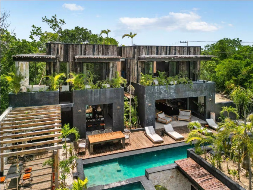 Luxe Jungle Sanctuary in Tulum

Nestled in the upscale Region 15 - Beach Home for sale in Tulum,  on Beachhouse.com