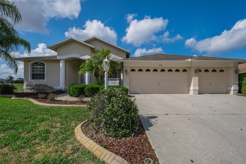 Under contract-accepting backup offers. Welcome to your dream - Beach Home for sale in Trinity, Florida on Beachhouse.com