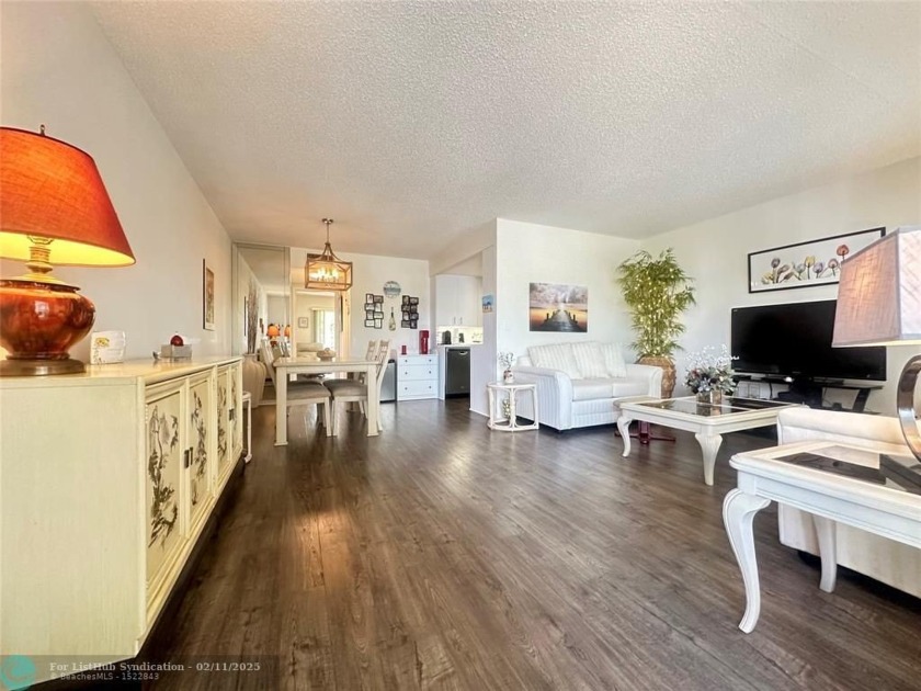 Lovely WATER VIEW from this immaculate & bright 1 bedrm, 1.5 - Beach Condo for sale in Deerfield Beach, Florida on Beachhouse.com