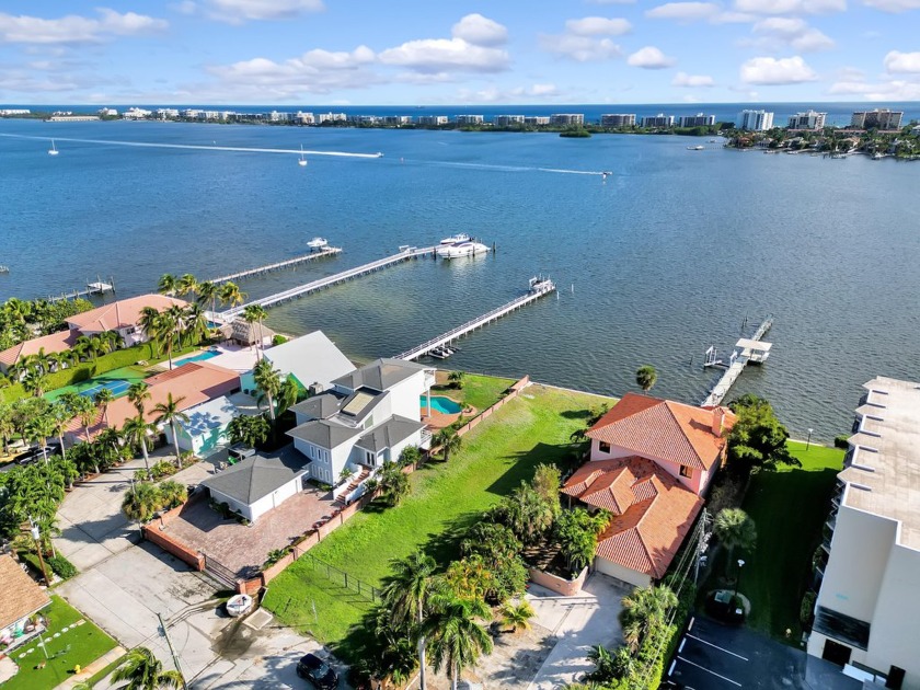 This fabulous Deep (210+/-) Direct Intracoastal lot offers - Beach Lot for sale in Lake Worth Beach, Florida on Beachhouse.com