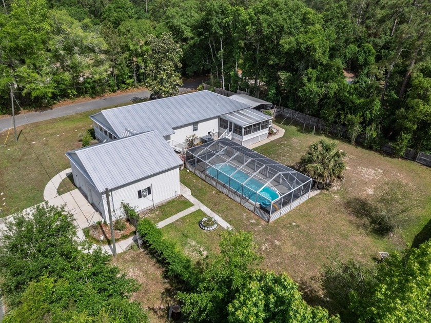 Bring your family to enjoy peaceful easy living in this - Beach Home for sale in Sopchoppy, Florida on Beachhouse.com