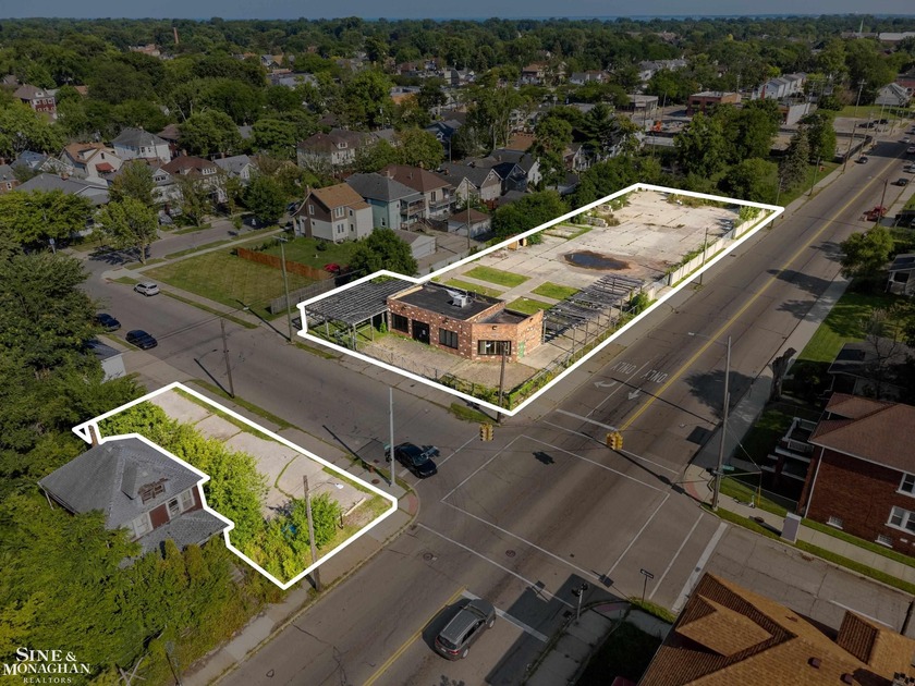 Incredible business opportunity. This large parcel is ready for - Beach Commercial for sale in Detroit, Michigan on Beachhouse.com