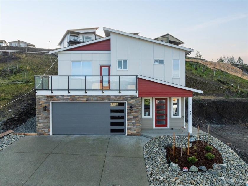 Nestled in an ideal location with breathtaking views of - Beach Home for sale in Duncan,  on Beachhouse.com