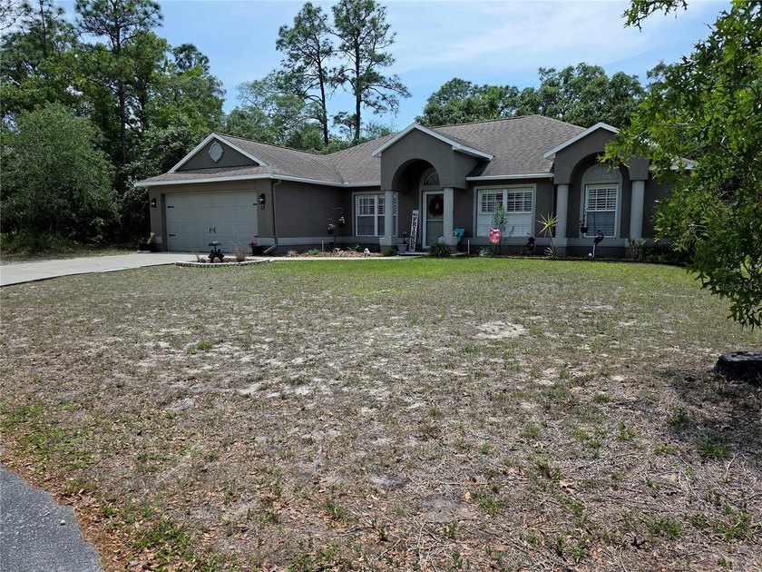 This well maintained home in Cypress Village in Sugarmill Woods - Beach Home for sale in Homosassa, Florida on Beachhouse.com