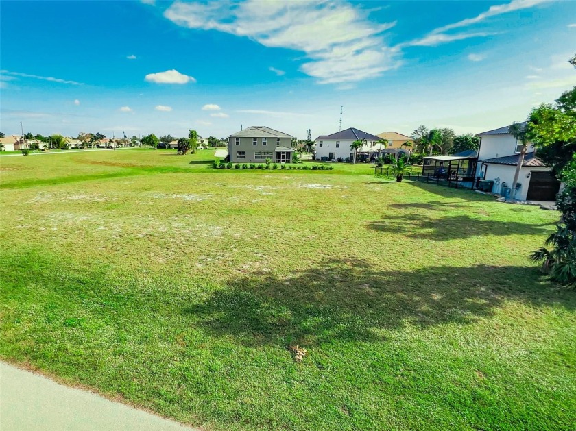 Great Cul-de-Sac Lot in BURNT STORE LAKES - Discover serenity on - Beach Lot for sale in Punta Gorda, Florida on Beachhouse.com