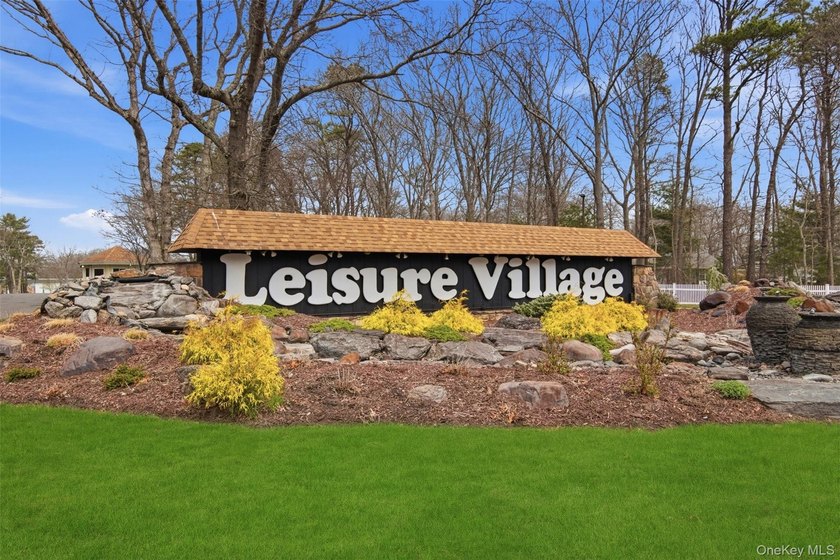 Welcome to 150 B Eastbourne Court! This is the largest model in - Beach Condo for sale in Ridge, New York on Beachhouse.com