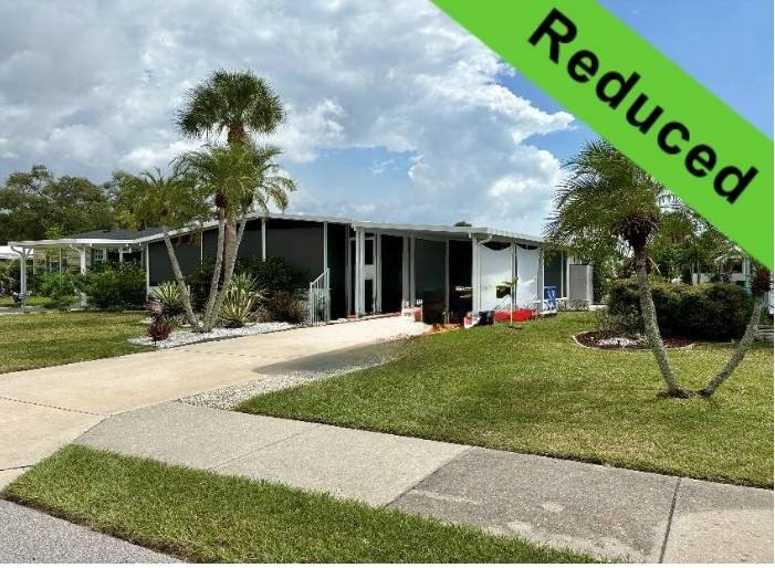 Welcome to 928 Lucaya, a fantastic new listing in the heart of - Beach Home for sale in Venice, Florida on Beachhouse.com