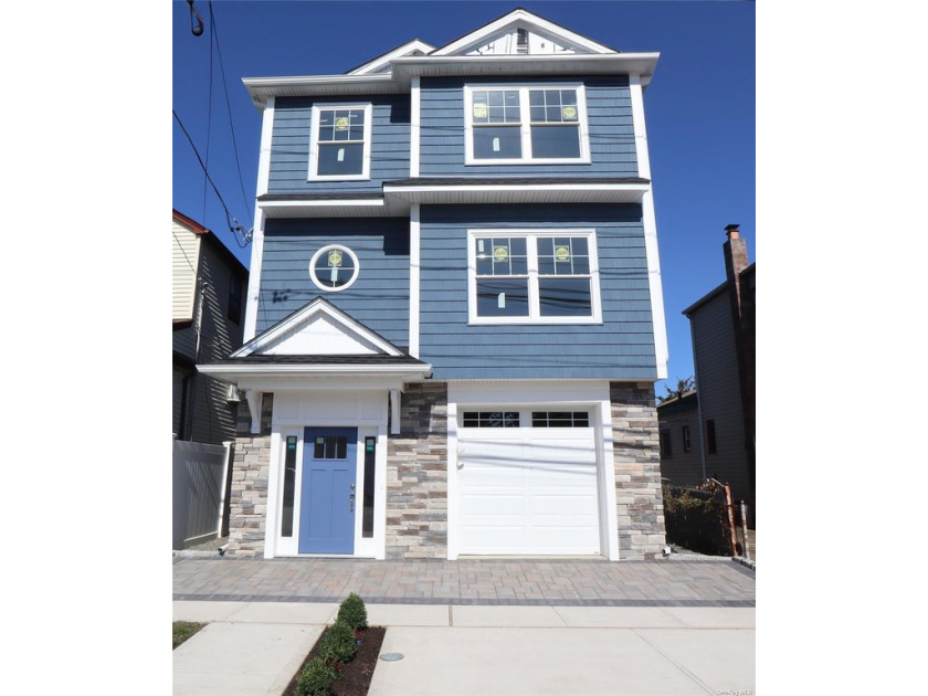 Beautifully Appointed 3 Story Luxury New Construction. Custom - Beach Home for sale in East Rockaway, New York on Beachhouse.com