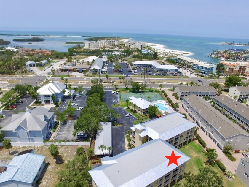 CALLING ALL BOATERS! Welcome to the Old Island Inn located in - Beach Condo for sale in Tierra Verde, Florida on Beachhouse.com