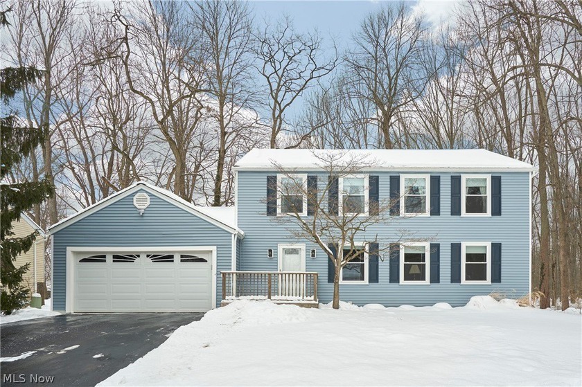 Beautiful Colonial on Very Private Cul-de-Sac! Four Large - Beach Home for sale in Painesville, Ohio on Beachhouse.com