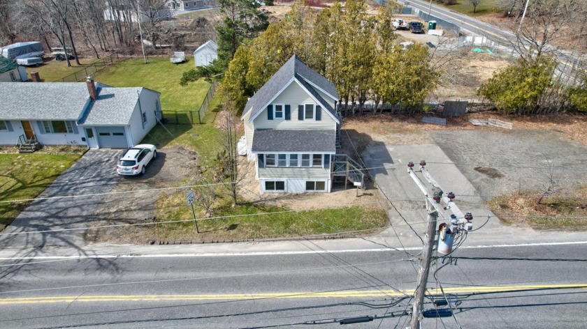 OWNER FINANCING AVAILABLE! Presenting 32 Birch Street in - Beach Home for sale in Rockland, Maine on Beachhouse.com