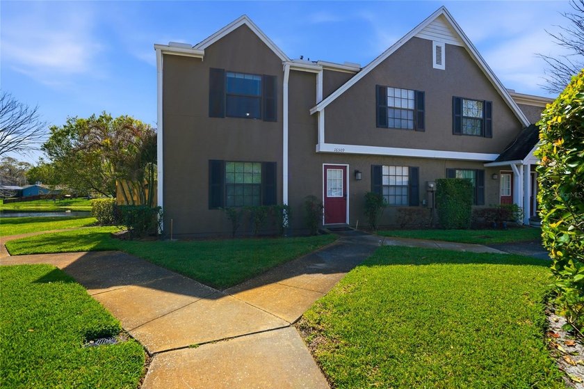 There are homes you live in... and there are homes where life - Beach Townhome/Townhouse for sale in Tampa, Florida on Beachhouse.com