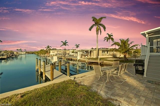 Waterfront living at it's finest with this 2 bed, 2 bath - Beach Home for sale in Fort Myers Beach, Florida on Beachhouse.com
