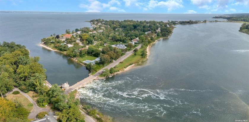 Enjoy Year-Round Breathtaking Water Views of Long Island Sound - Beach Home for sale in Glen Cove, New York on Beachhouse.com