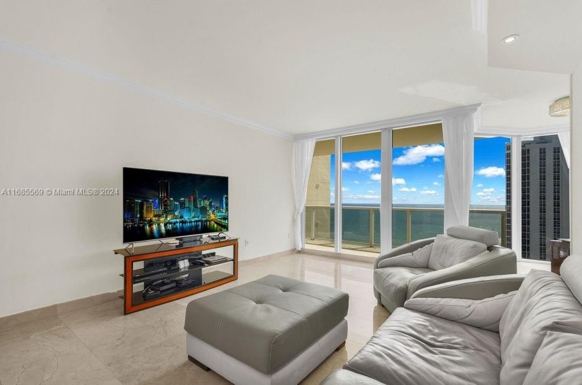 Welcome to oceanfront living at its finest! Opportunity to live - Beach Condo for sale in Sunny Isles Beach, Florida on Beachhouse.com