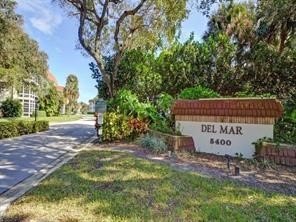 DIRECT  first floor OCEANFRONT LIVING     Lots of Natural Light - Beach Home for sale in Vero Beach, Florida on Beachhouse.com