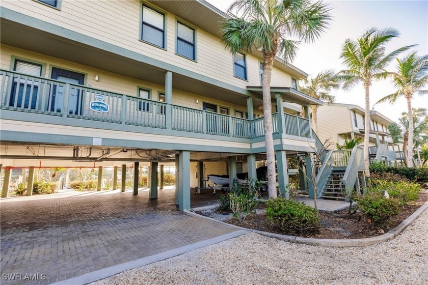 RARE OPPOURANTY! This beautifully decorated TURNKEY unit - Beach Condo for sale in Bokeelia, Florida on Beachhouse.com