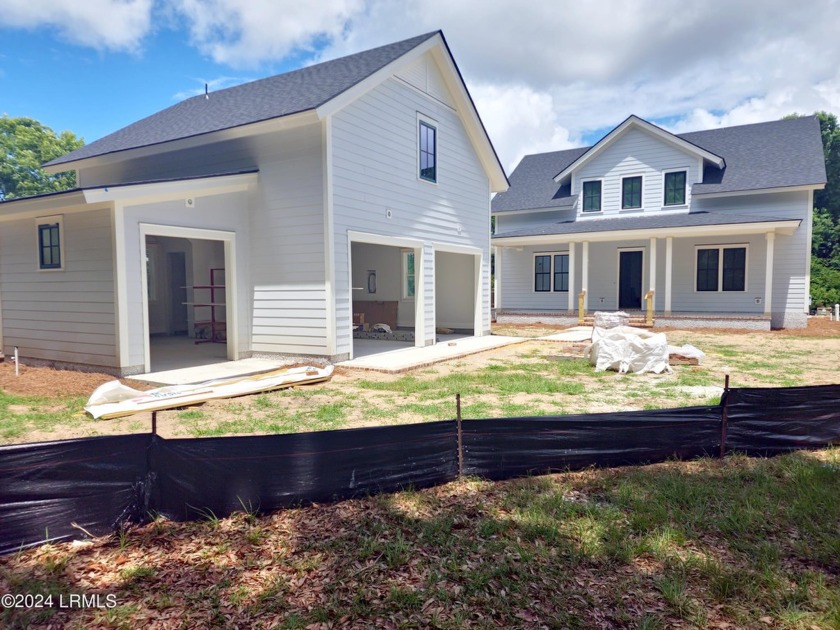 Welcome to 3 The Horseshoe, a spectacular new home located in - Beach Home for sale in Beaufort, South Carolina on Beachhouse.com