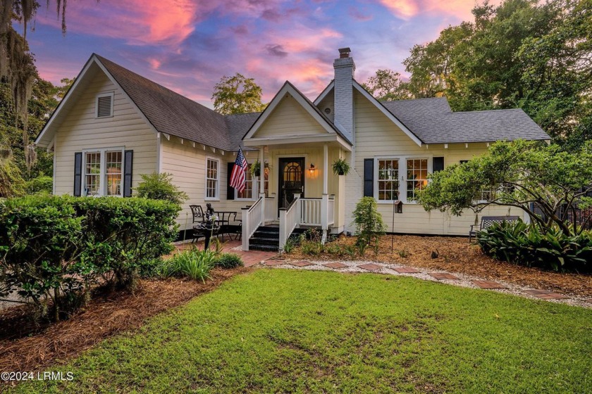 Discover this beautiful furnished 4 Bedroom, 3 Bath contemporary - Beach Home for sale in Beaufort, South Carolina on Beachhouse.com