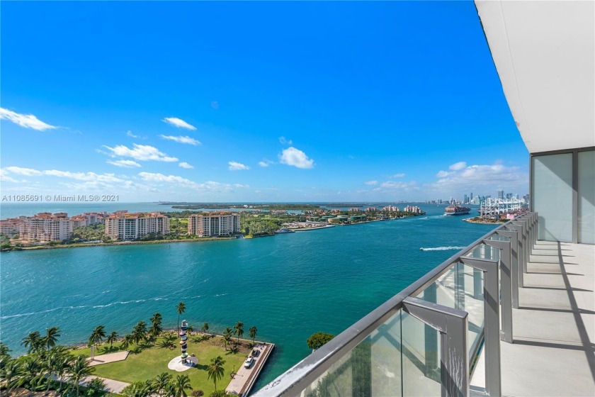 With clean lines and expansive square footage,your luxe home - Beach Condo for sale in Miami Beach, Florida on Beachhouse.com