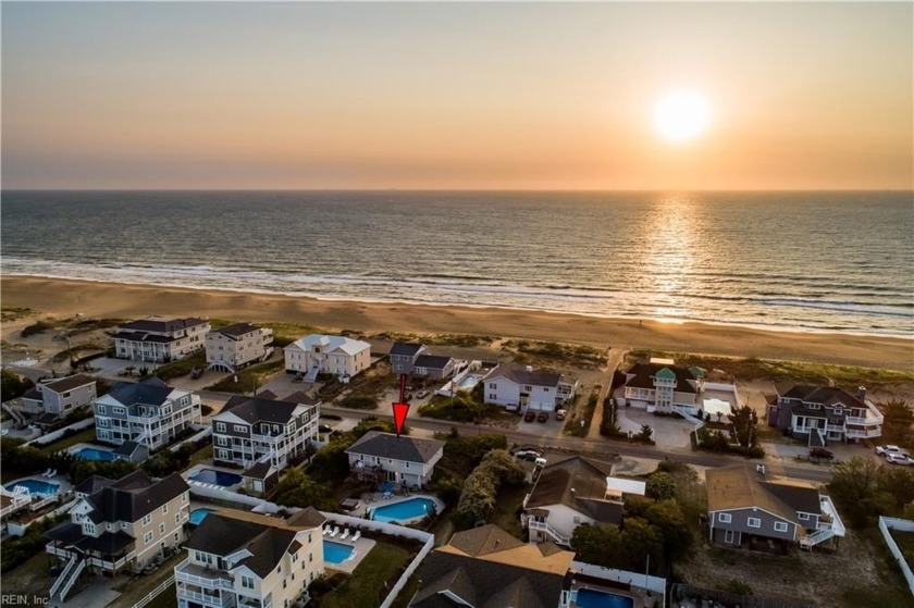 Charming beach home located directly across the street from wide - Beach Home for sale in Virginia Beach, Virginia on Beachhouse.com