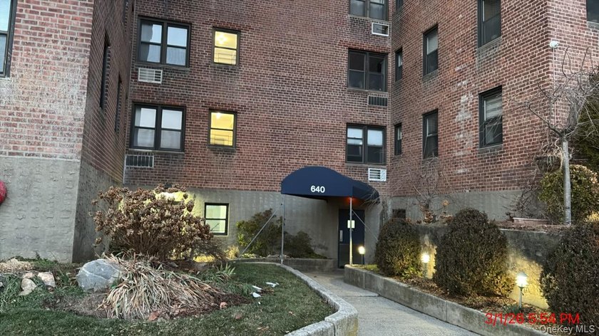 One Bedroom co-op with Terrace located on the sixth floor of a - Beach Home for sale in New Rochelle, New York on Beachhouse.com