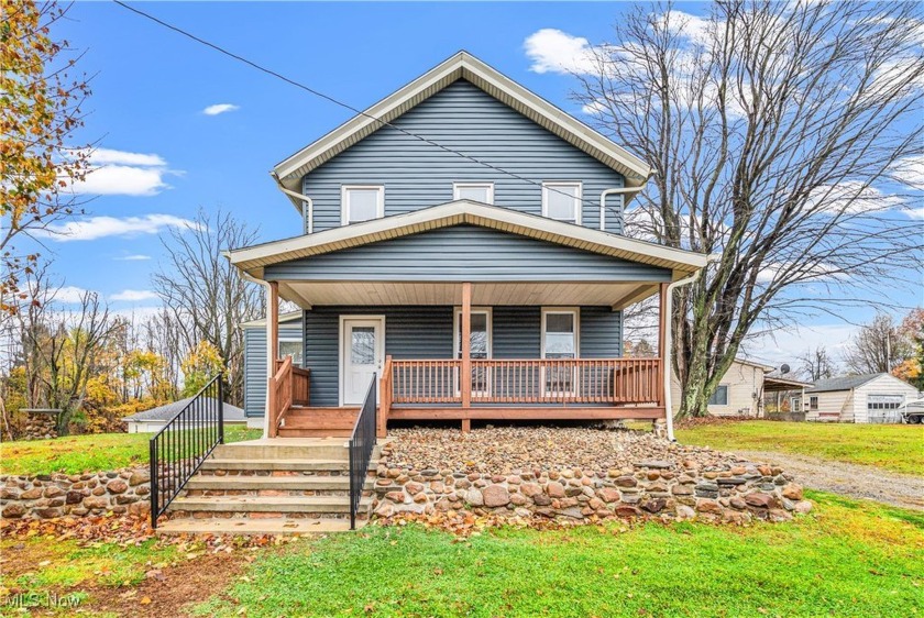 Welcome to 2530 W Center St in the heart of Ashtabula, OH! This - Beach Home for sale in Ashtabula, Ohio on Beachhouse.com