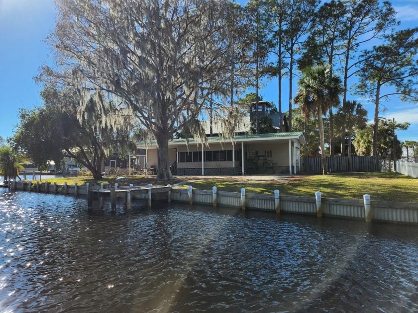 Take a look at this piece of paradise in Suwannee, FL. Situated - Beach Home for sale in Suwannee, Florida on Beachhouse.com