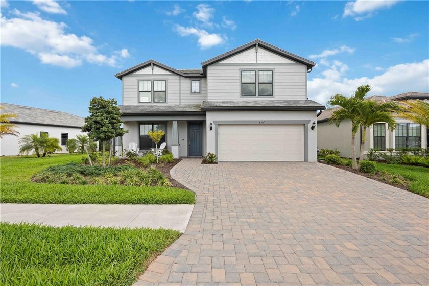 Welcome to this stunning, Whitestone model in sought after - Beach Home for sale in Nokomis, Florida on Beachhouse.com