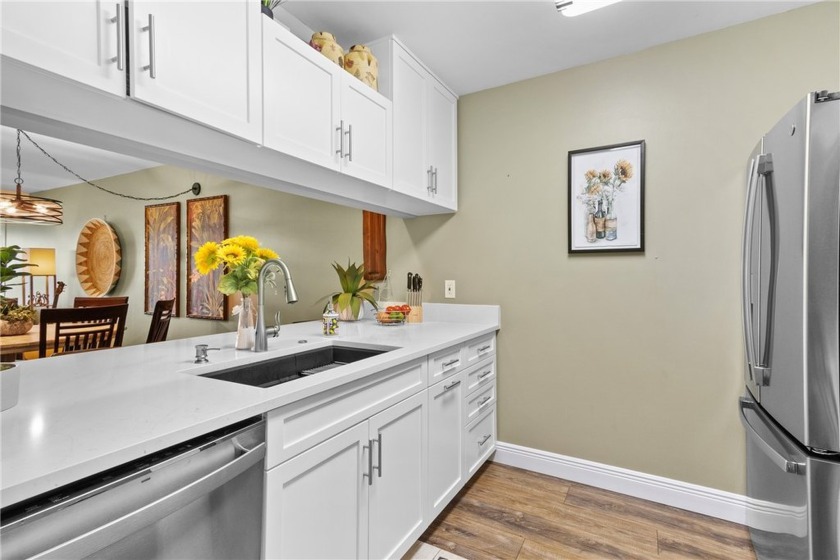 Welcome to this stunning condo, recently renovated with style & - Beach Home for sale in Vero Beach, Florida on Beachhouse.com
