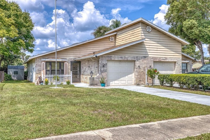 Under contract-accepting backup offers. Charming 2 bedroom, 2 - Beach Townhome/Townhouse for sale in Edgewater, Florida on Beachhouse.com