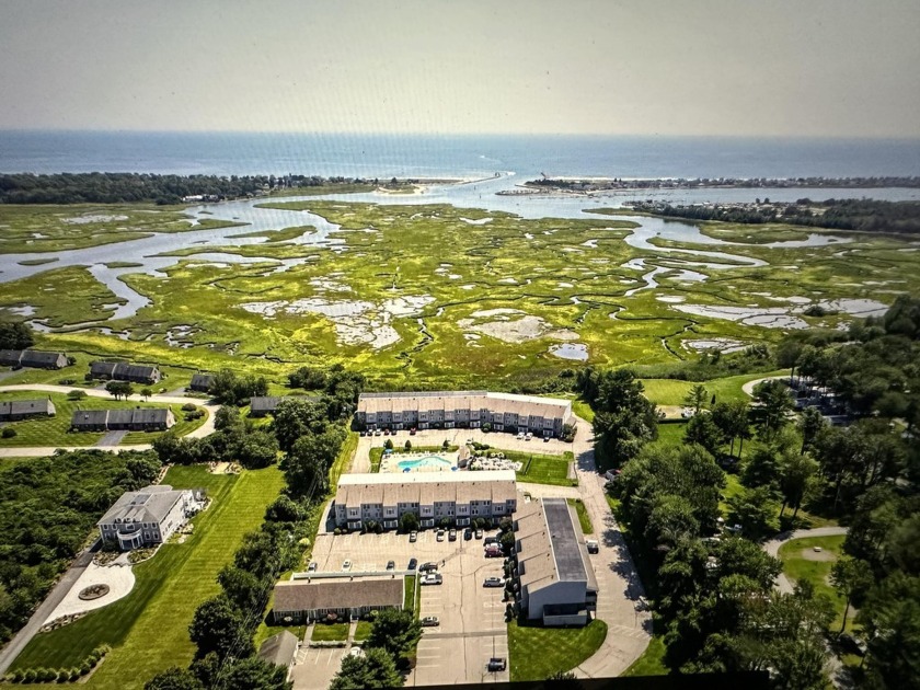 Have you been looking for unobstructed views of the Rachel - Beach Condo for sale in Wells, Maine on Beachhouse.com