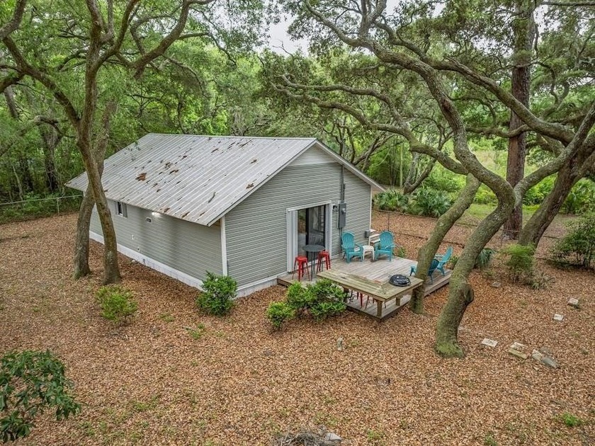 Escape to Wild Azalea Cottage on Lake Essay-a serene lakefront - Beach Home for sale in Panacea, Florida on Beachhouse.com