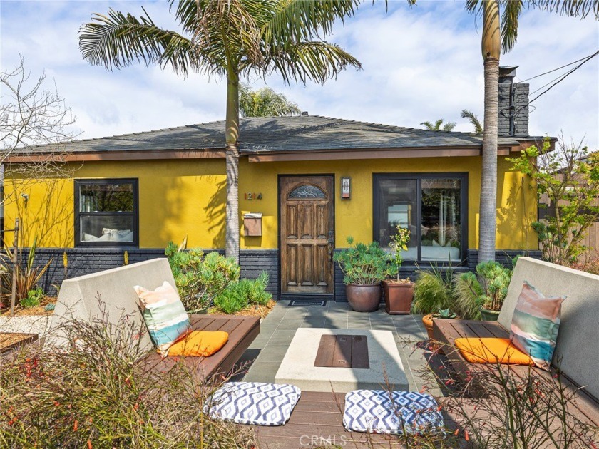 A Chic, Zen and unique single family home awaits you!!
From the - Beach Home for sale in Redondo Beach, California on Beachhouse.com