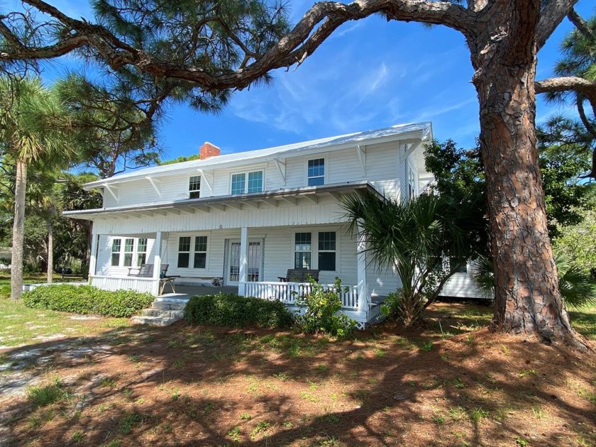 You will be enchanted by this majestic home with its sweeping - Beach Home for sale in Cedar Key, Florida on Beachhouse.com