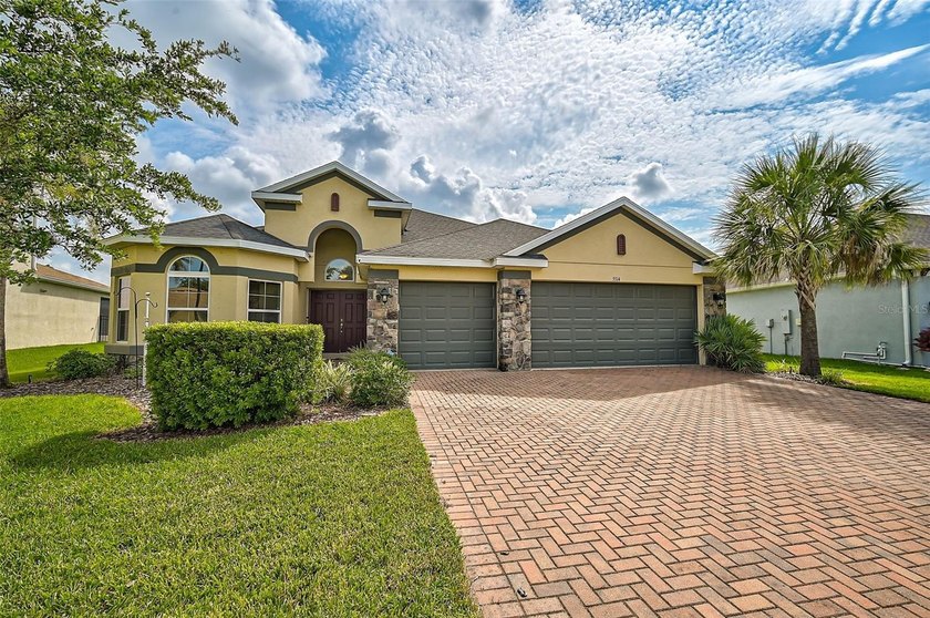 This beautifully designed lakefront home offers the ideal - Beach Home for sale in Ellenton, Florida on Beachhouse.com