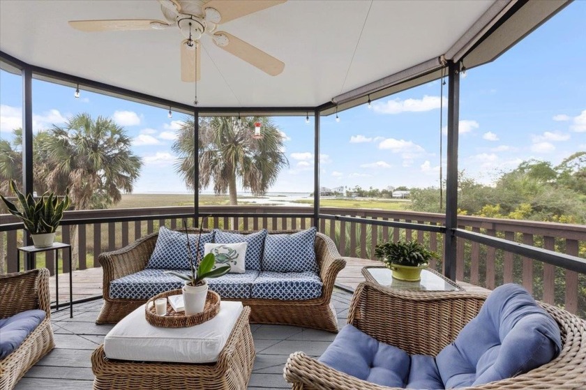 Reduced for quick sale! THIS IS A MUST SEE PROPERTY, IT'S SO - Beach Home for sale in Crawfordville, Florida on Beachhouse.com