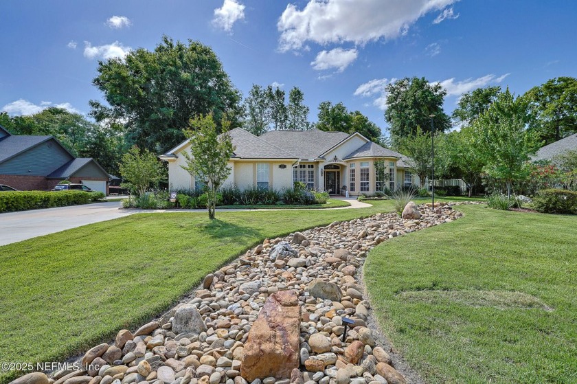 A custom built POOL home on close to 1/2 acre in the wooded area - Beach Home for sale in Green Cove Springs, Florida on Beachhouse.com