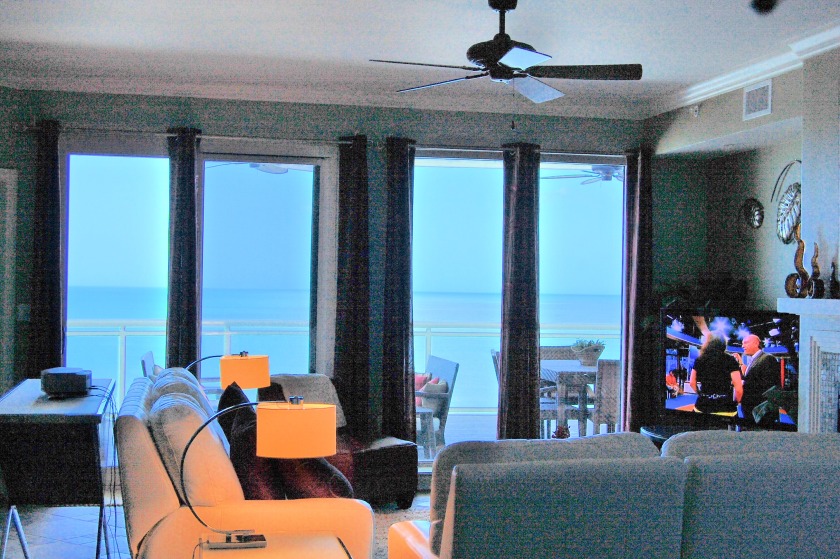 32.5 2 Oceanfront Master Suites, Huge Balcony in Ocean - Beach Vacation Rentals in Daytona Beach Shores, Florida on Beachhouse.com